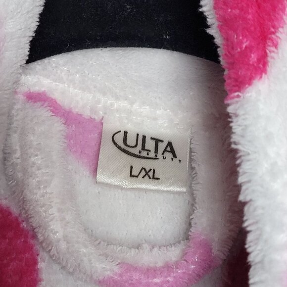 Ulta L XL white plush with pink and red polka dot robe with belt - Picture 4 of 8